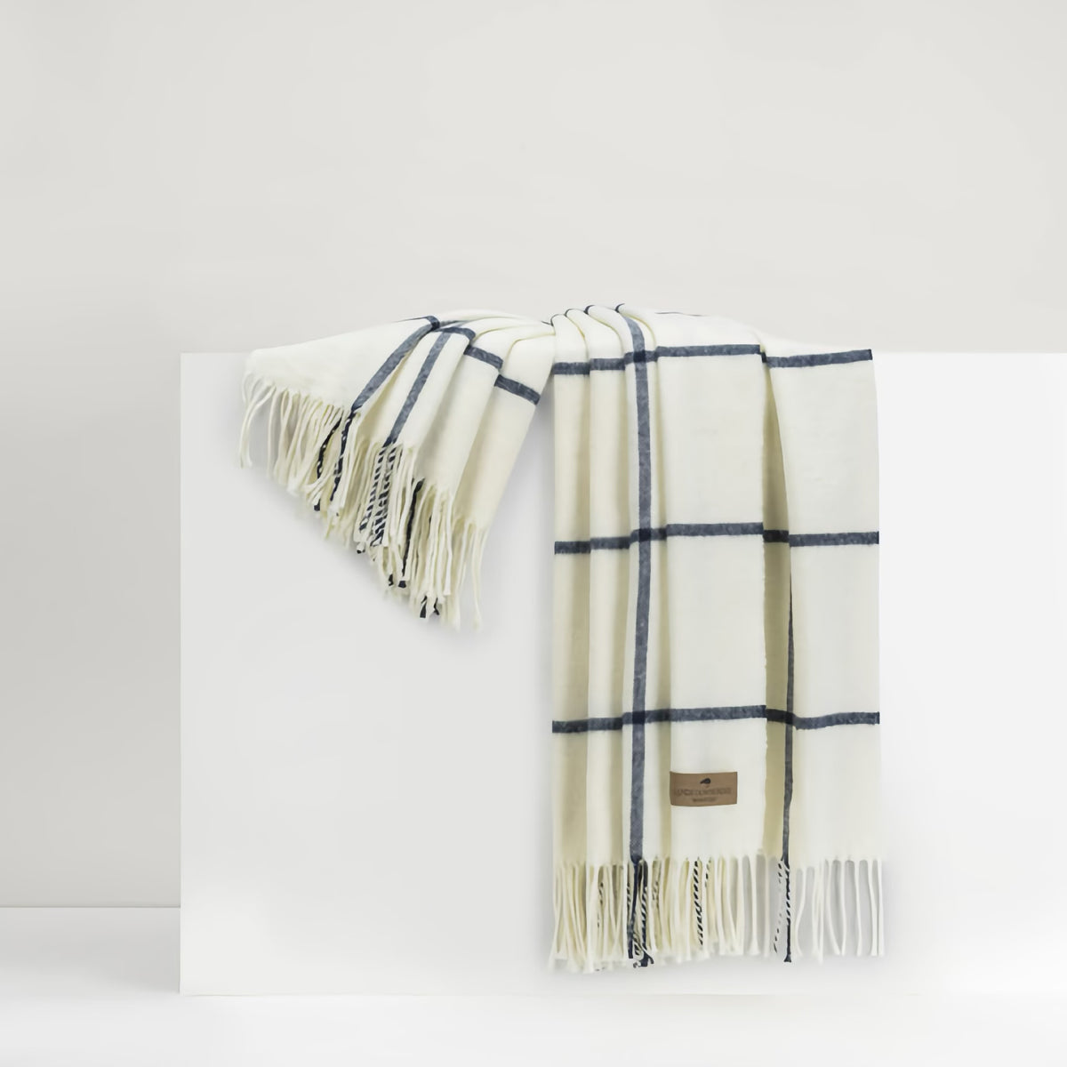 Lands Downunder Lexington Plaid Throw in Navy color