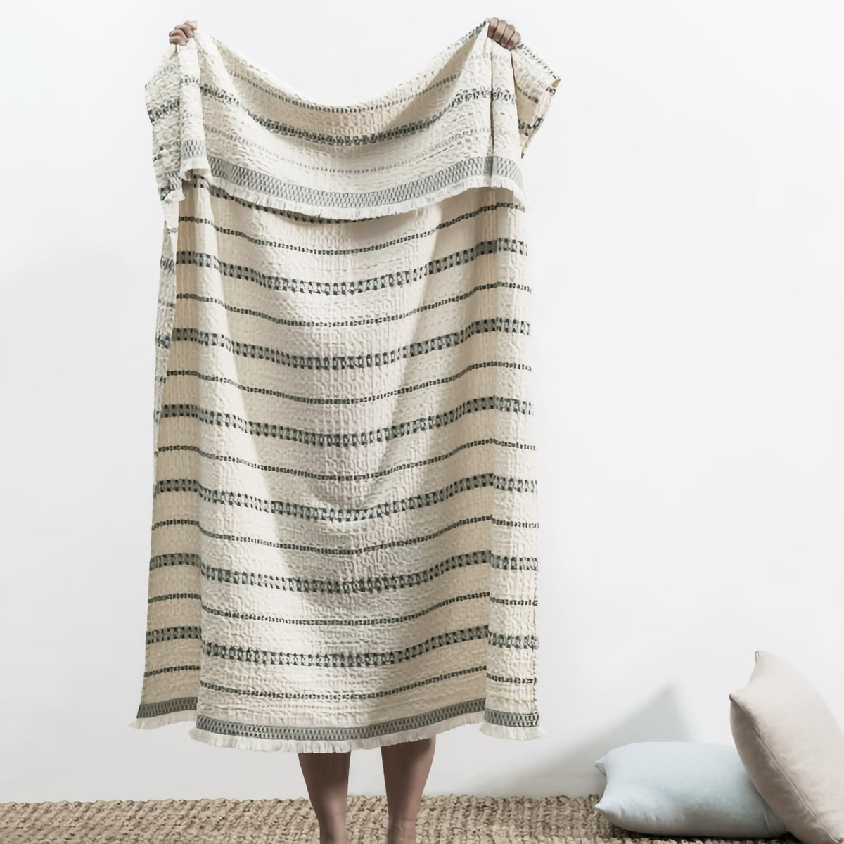 Hanging Lands Downunder Lisbon Cotton Throw in Olive color
