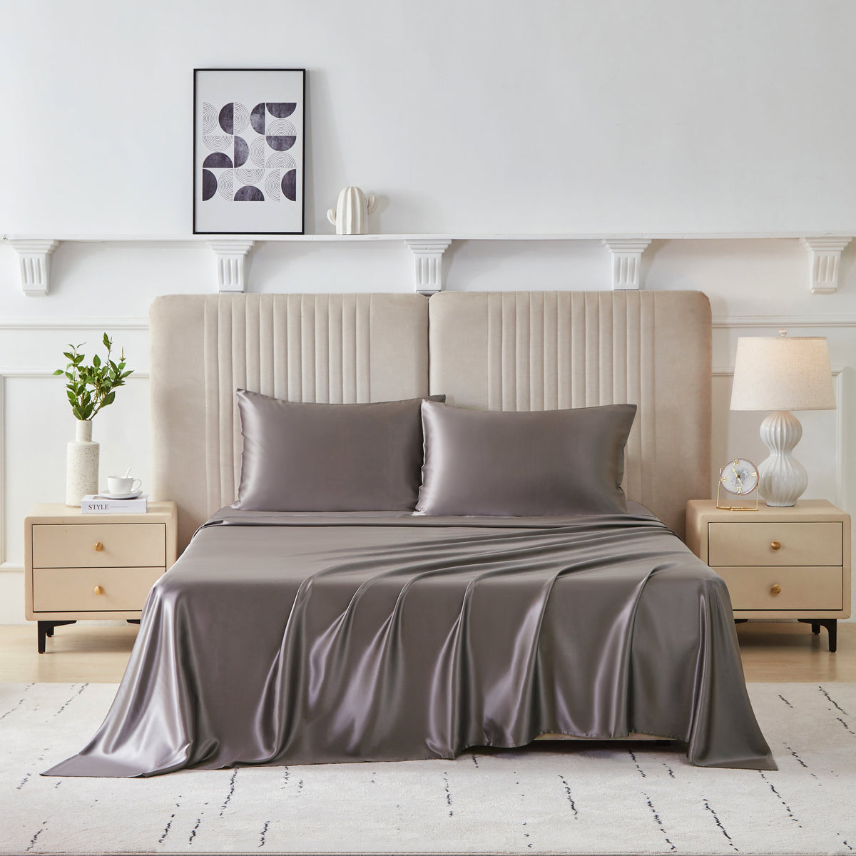 Elegant 22 momme mulberry silk bed sheets, featuring a smooth, lustrous finish for ultimate comfort