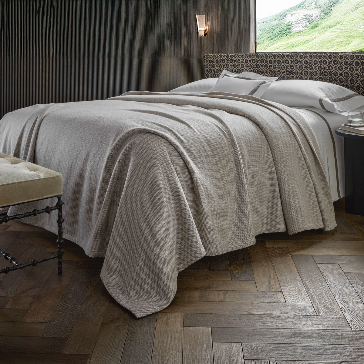 Matouk Avalon Blanket in Platinum color with Lowell Bedding Platinum 