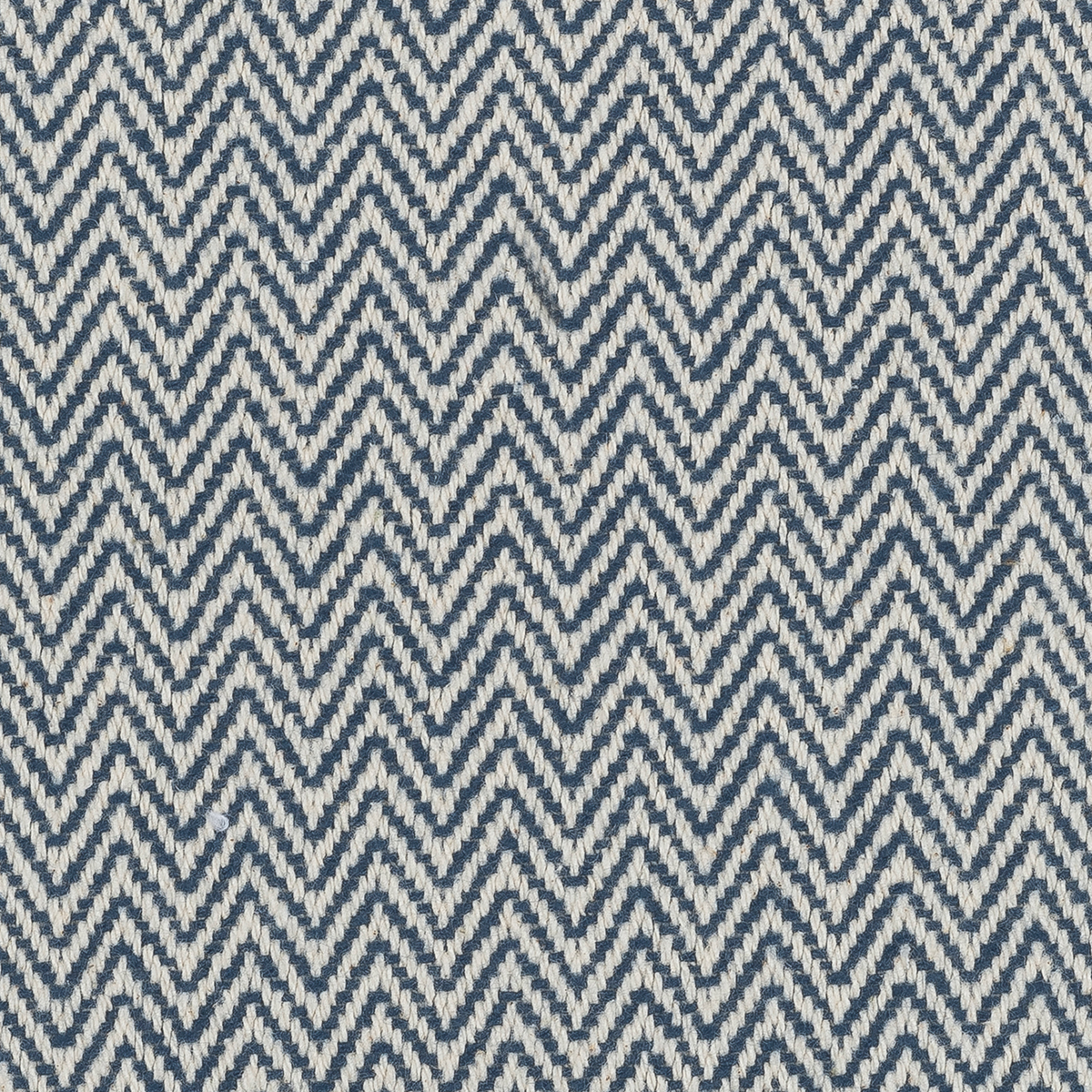 Swatch Sample of Matouk Avalon Blanket in Navy color