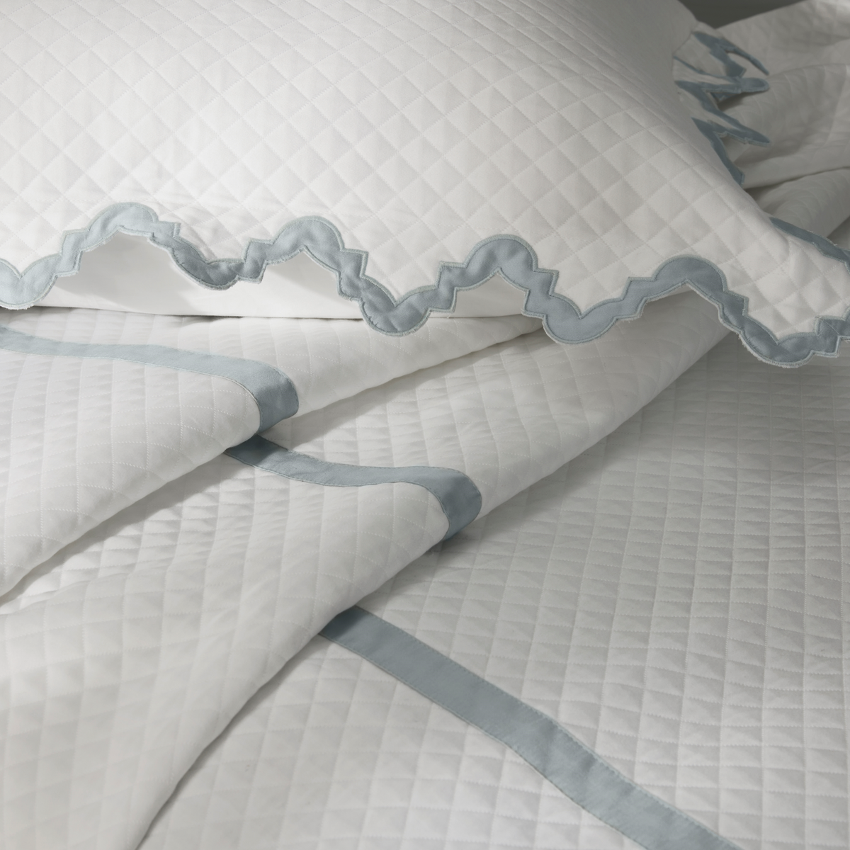 Matouk Aziza Matelassé Bedding with Triple Layered Coverlet