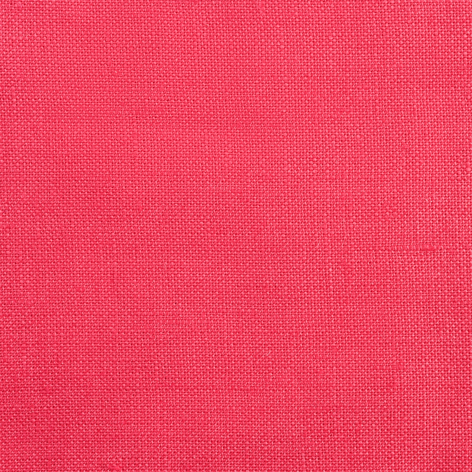 Azalea Matouk Chelsea Linen Tissue Box Cover Against White Background