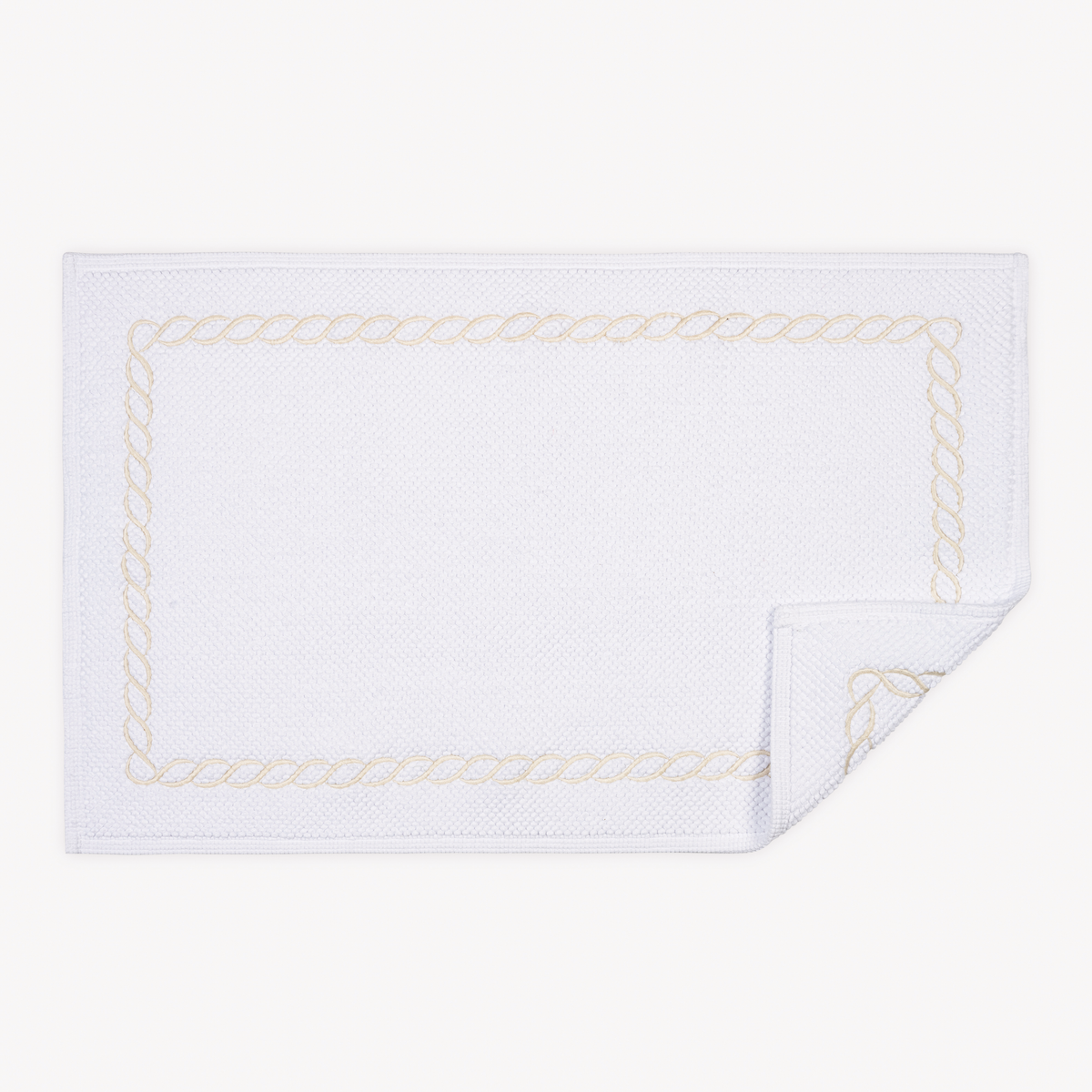 Matouk Classic Chain Bath Rug with Ivory Chain Embroidery