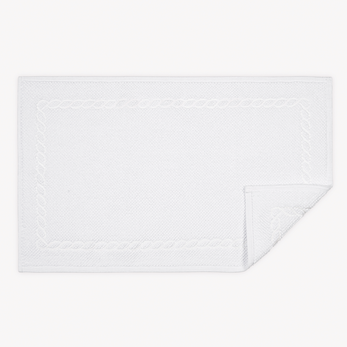 Matouk Classic Chain Bath Rug with White Chain Embroidery