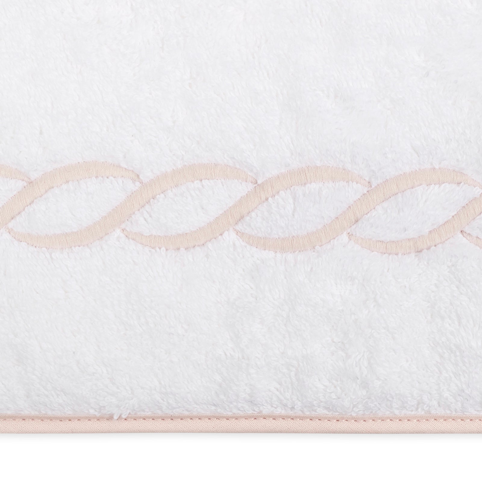 Matouk Classic Chain Bath Towels in Blush