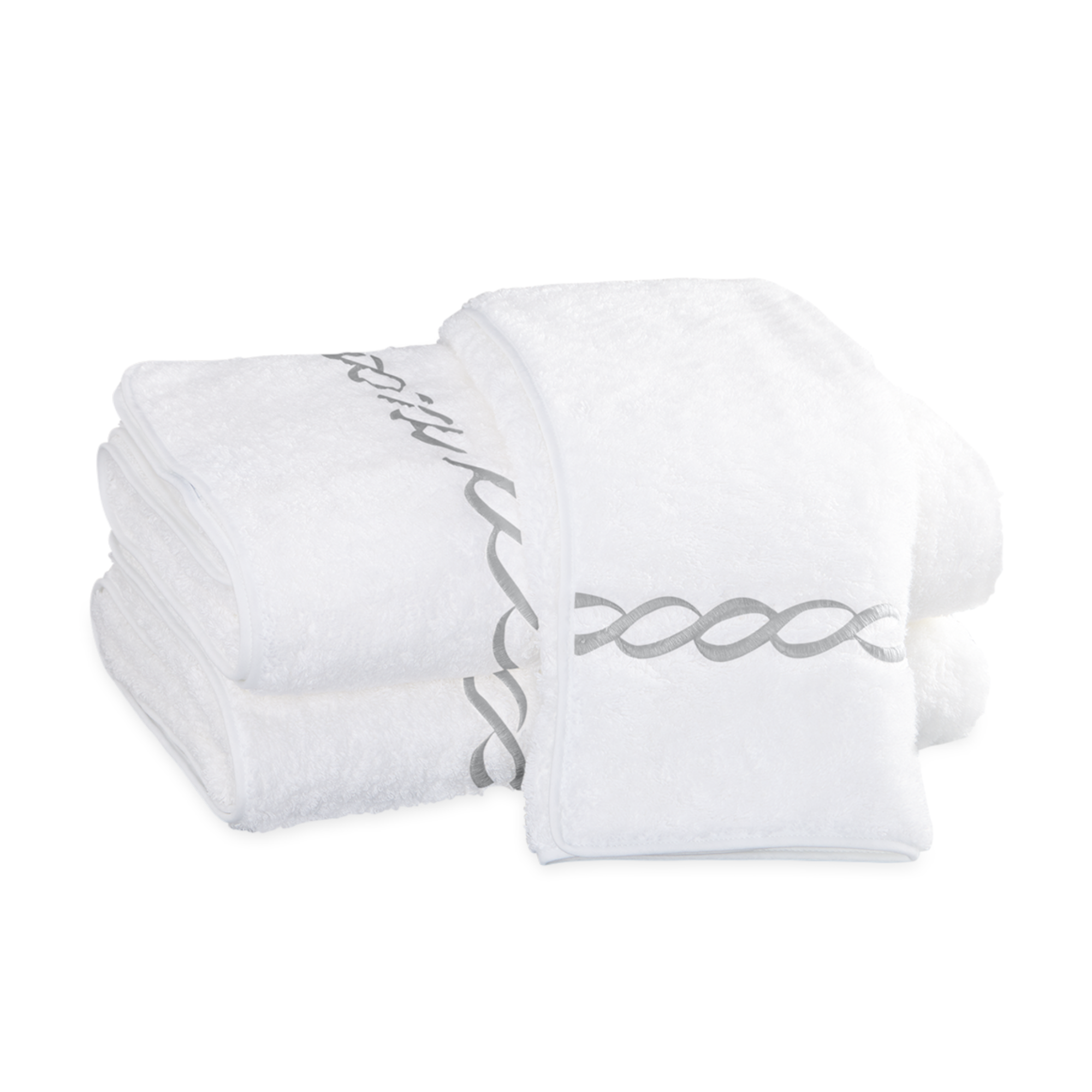 Folded Matouk Classic Chain Bath Towels in Color Silver