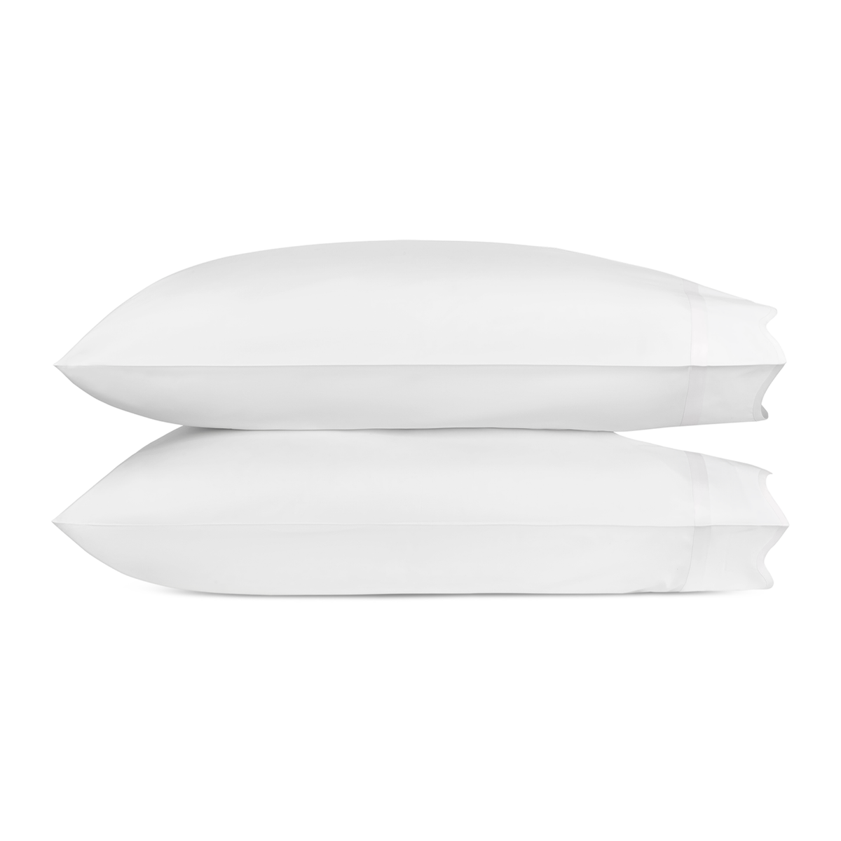 Pair of Pillowcases of Matouk Cornelia Bedding in White Color