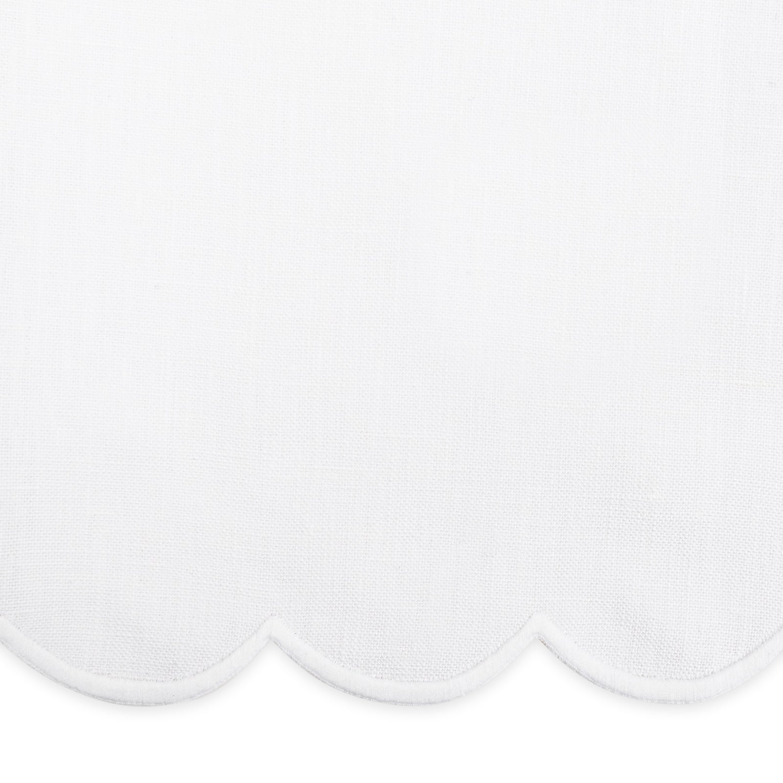 Top View of Matouk Dakota Table Linens