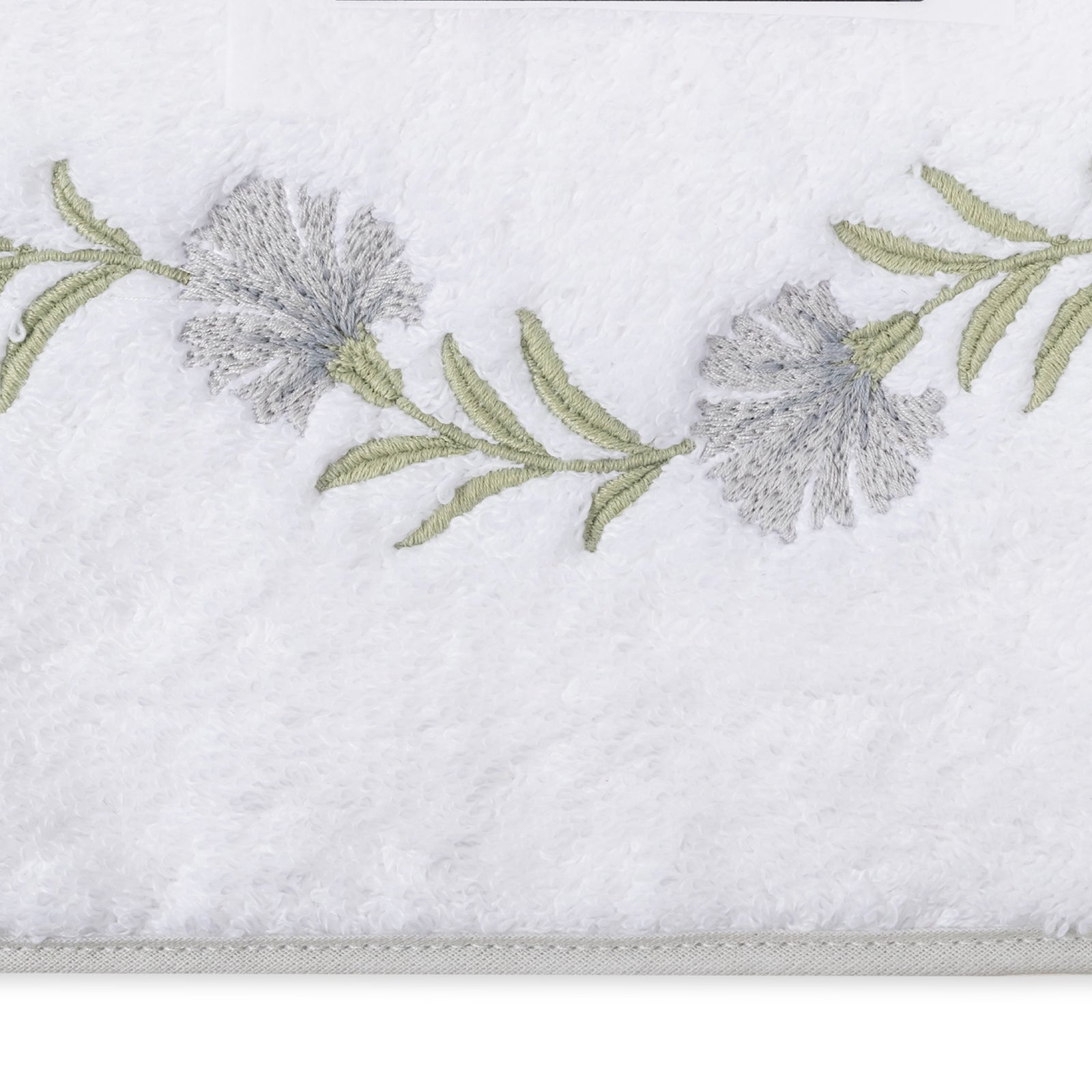 Matouk Daphne Bath Towels in Sterling