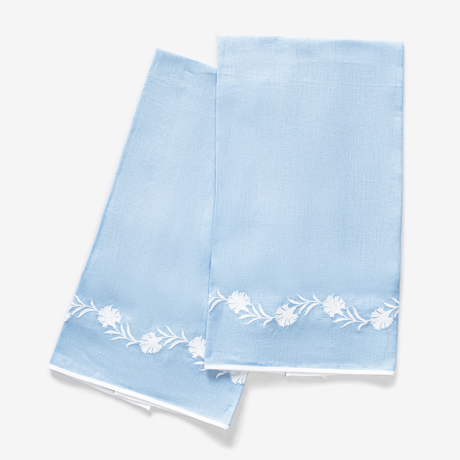 Matouk Daphne Guest Towels in Azure and White