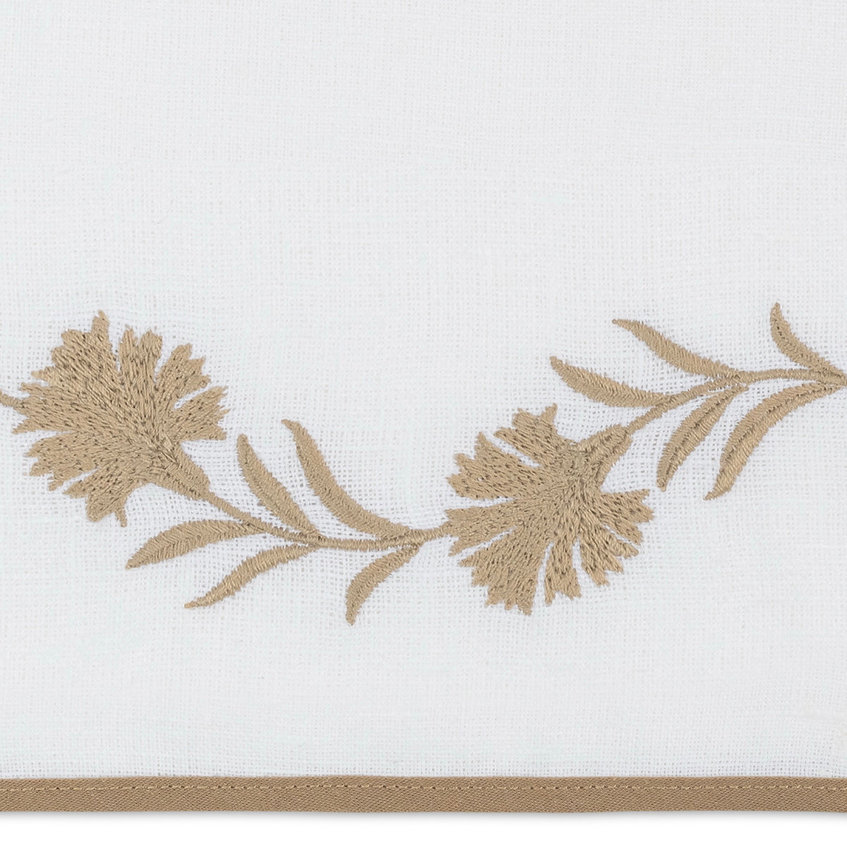 Pattern of Matouk Daphne Guest Towels in Linen