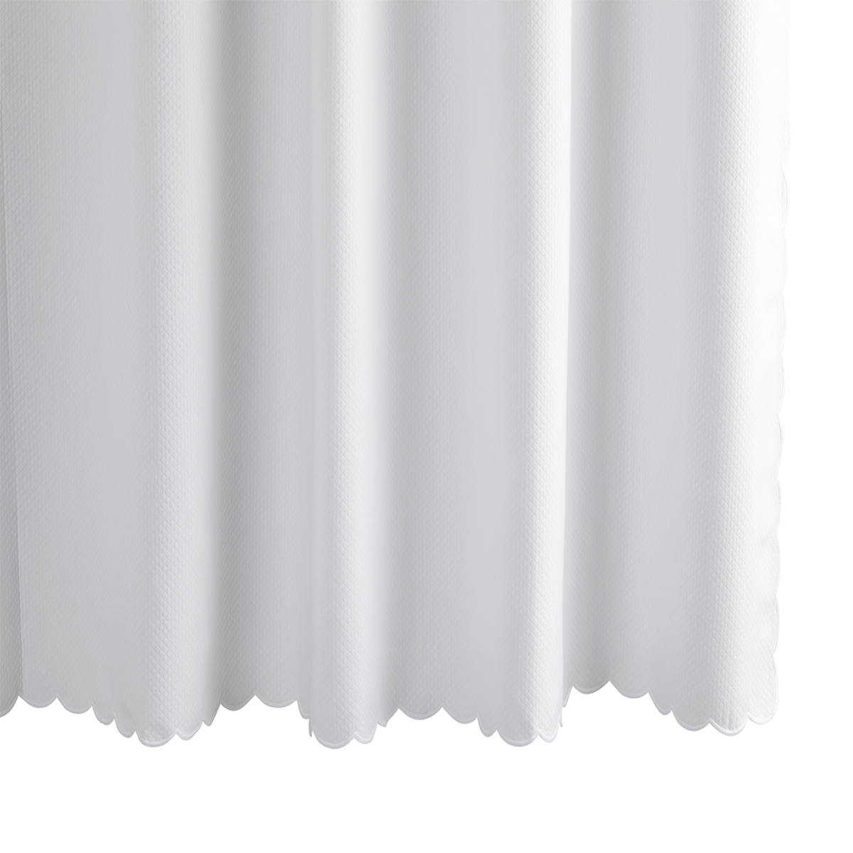 Matouk Diamond Pique Scallop  Shower Curtain - White