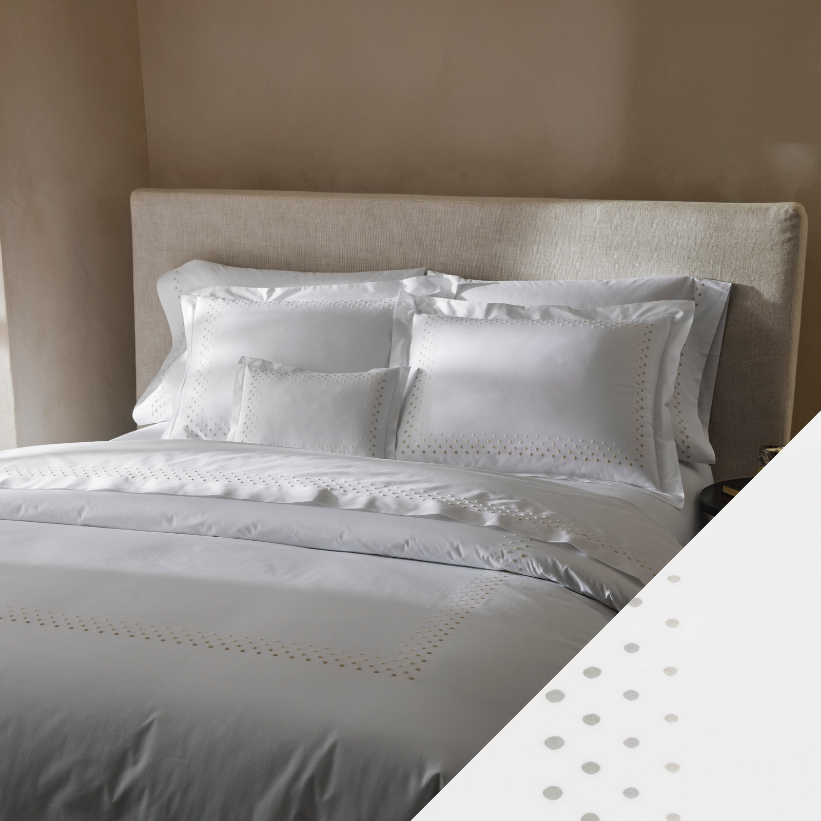 Matouk Dorothy Bedding with Silver Swatch