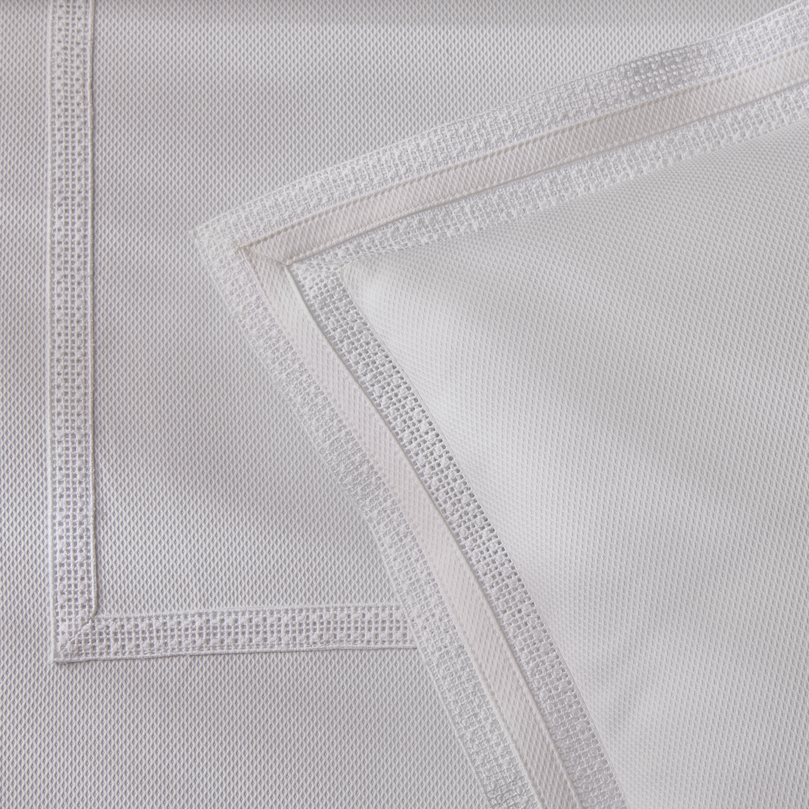 Bed in White Matouk Grace Lace Bedding with Cosmo Forest