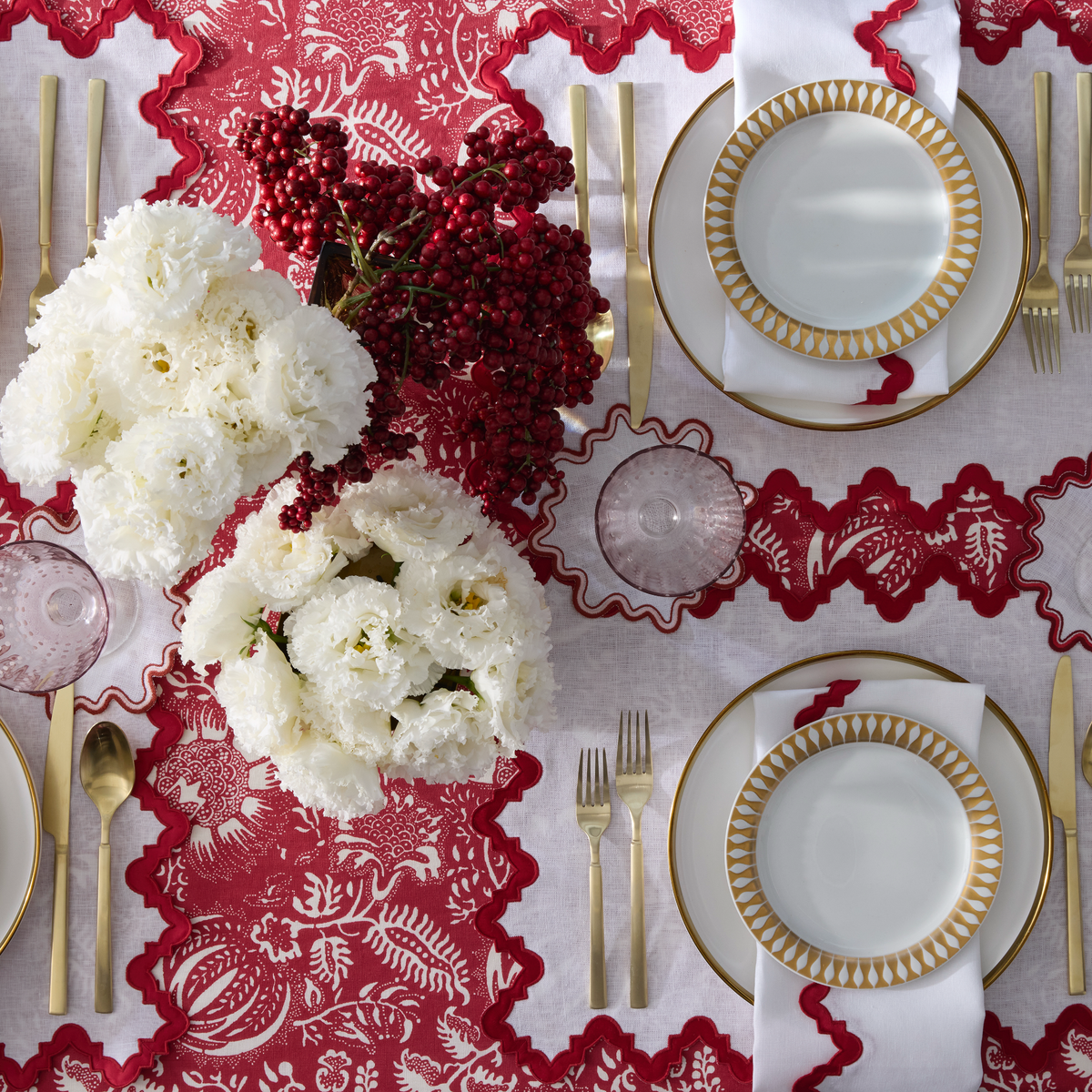 Tabletop with Granada Aziza and Wave Table Linens in Scarlet 