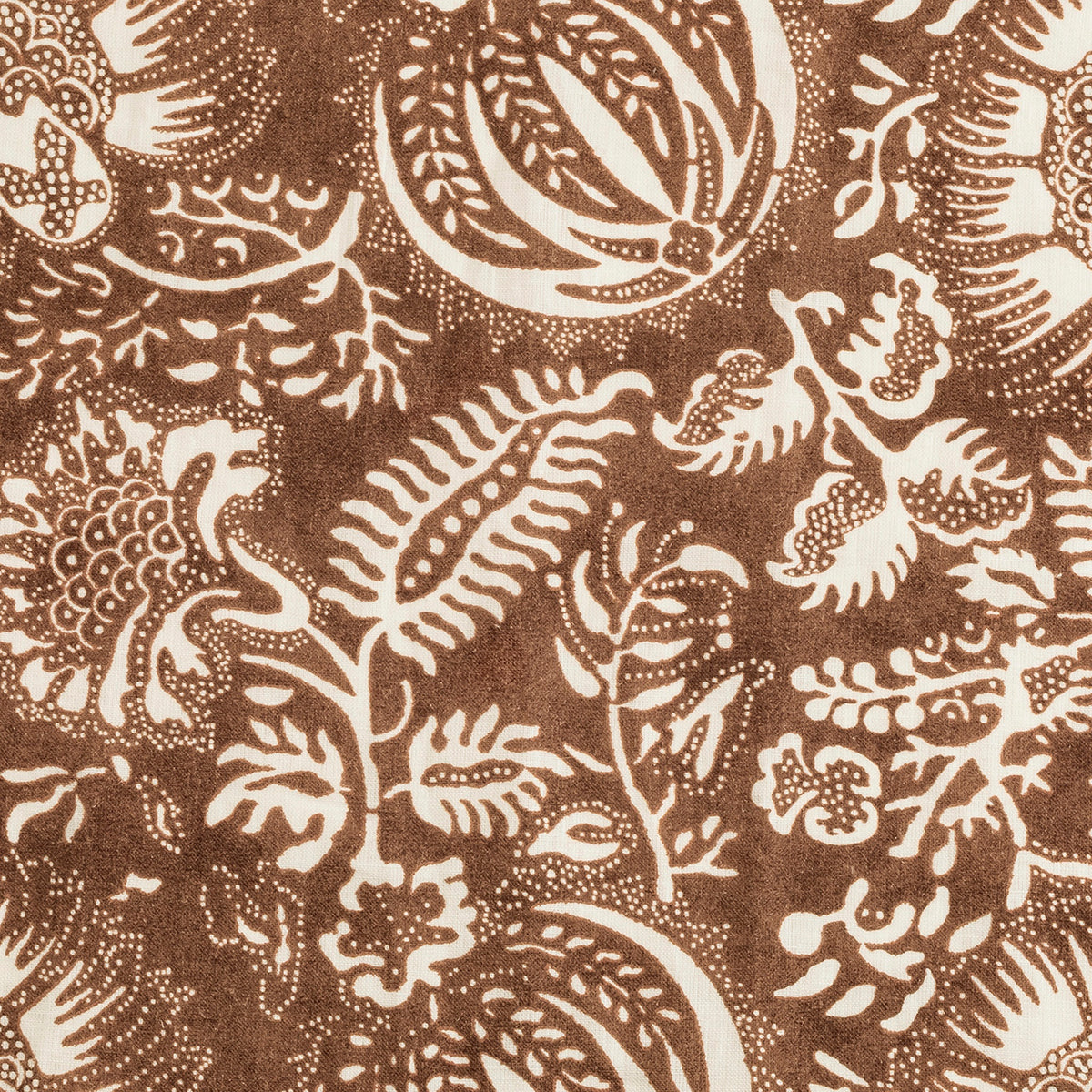 Swatch Sample of Matouk Granada Linen Tissue Box Cover in Chestnut Color