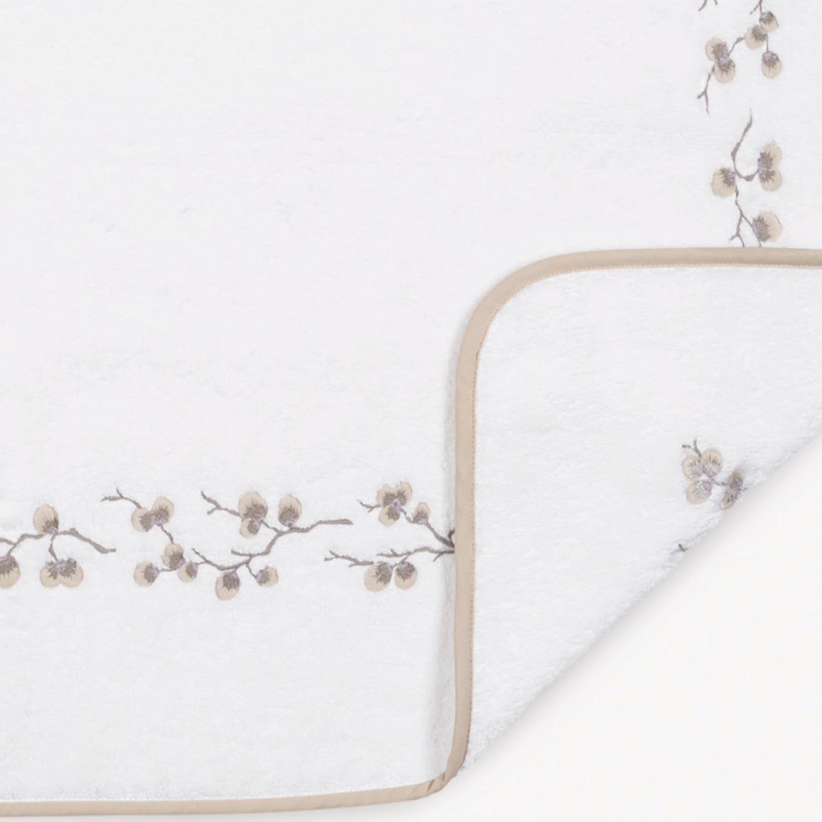 Fabric of Matouk Jasmine Giza Bath Towels and Mats in Thistle color
