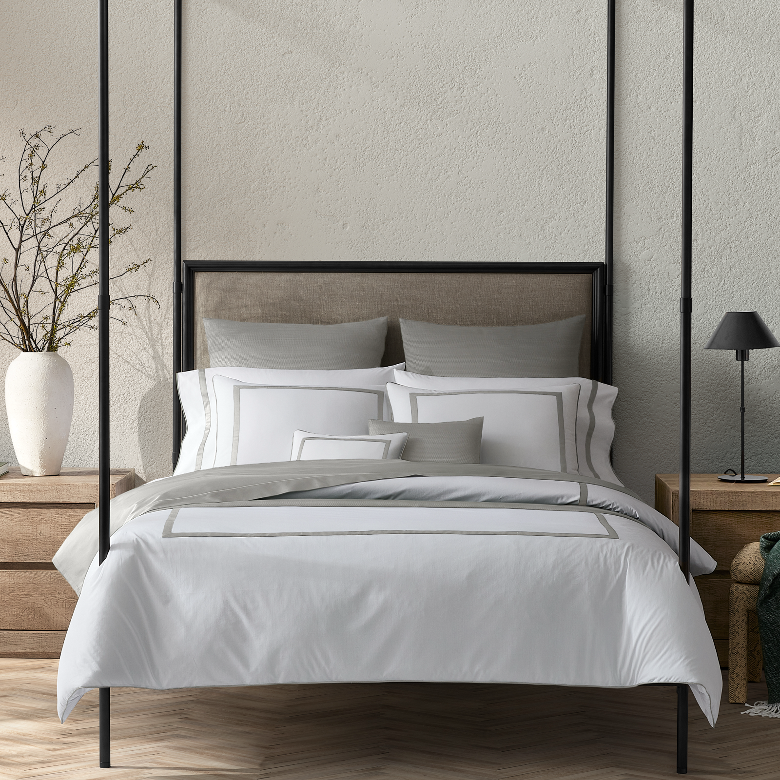 Bed in Silver Matouk Louise Bedding