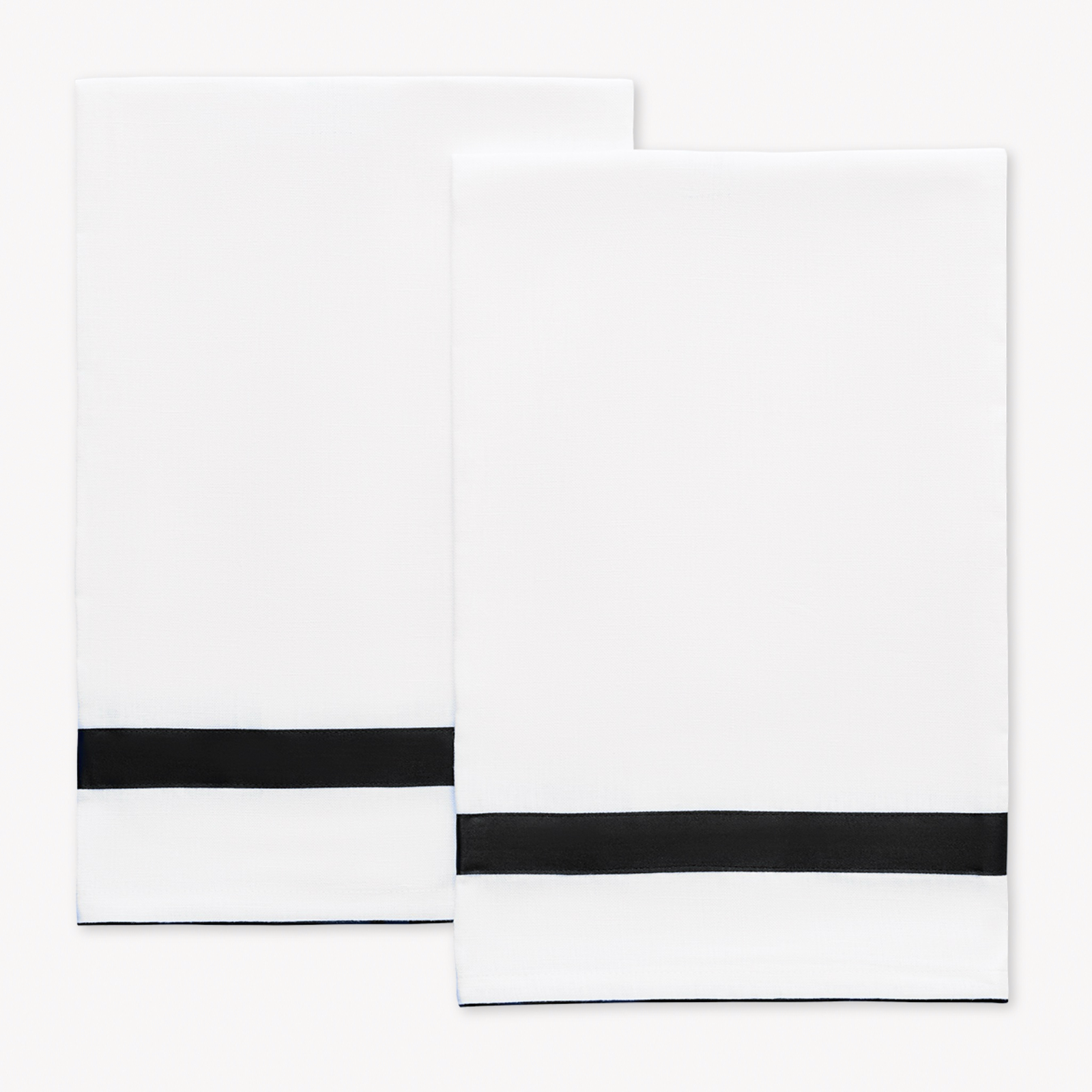 Pair of Matouk Lowell Guest Towels in Black