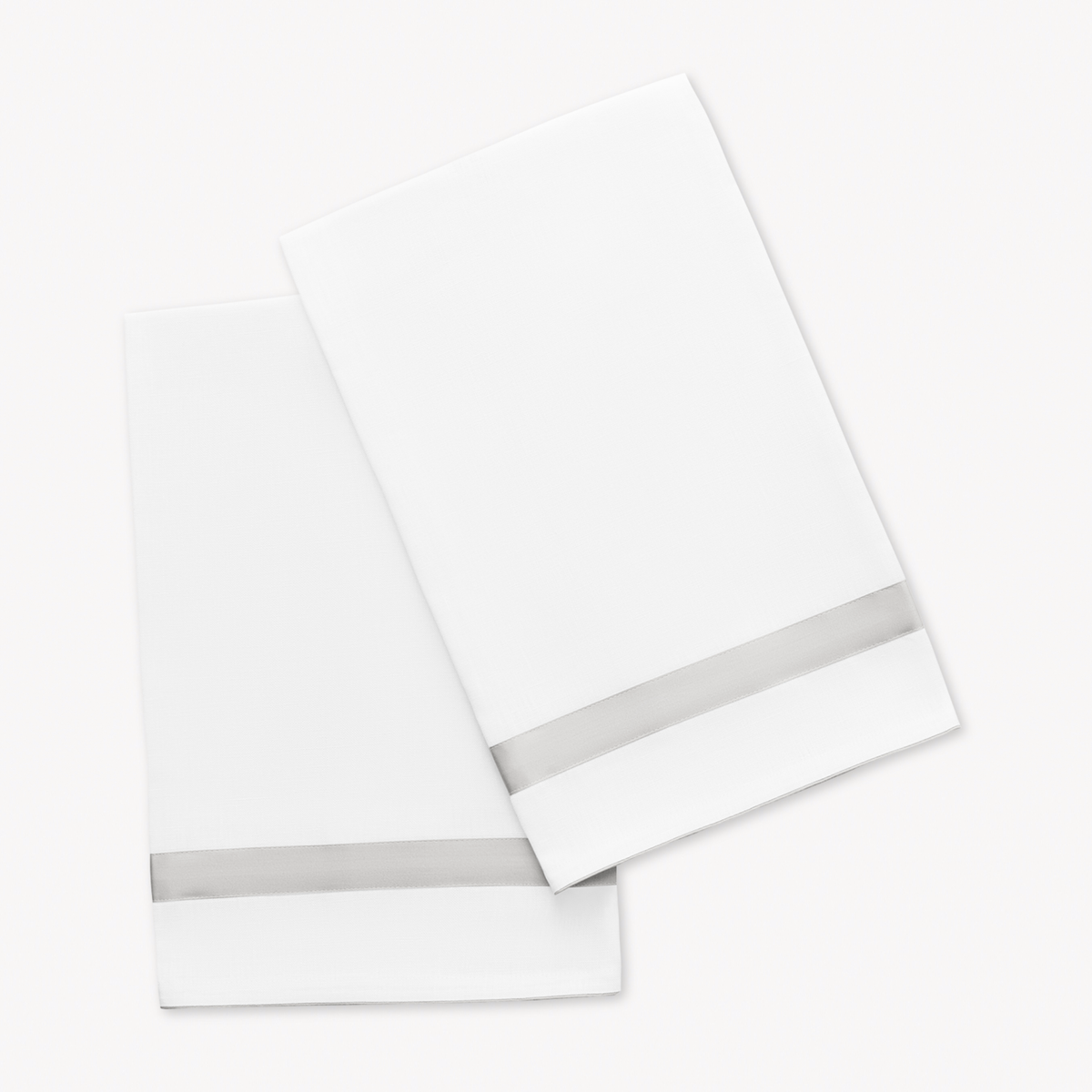 Pair of Matouk Lowell Guest Towels in Silver