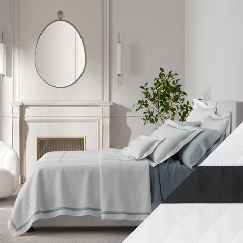 Matouk Lowell Matelassé Bedding - Black featured image