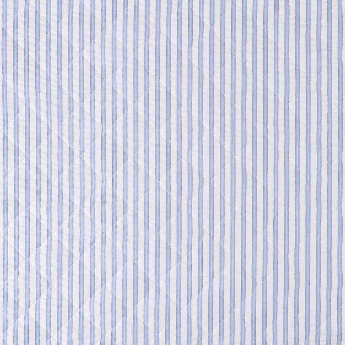 Matouk Matteo Table Closeup Azure 100% cotton fabric