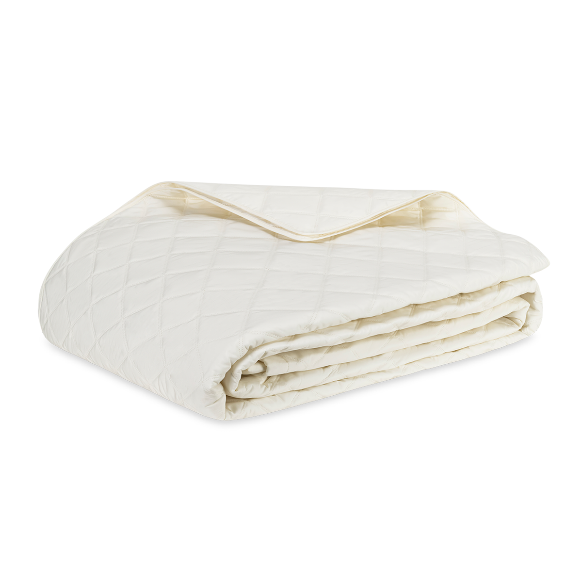 Folded Coverlet in Matouk Milano Quilt Bedding in Color Ivory