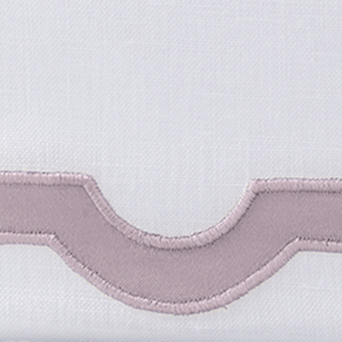 Swatch Sample of Matouk Mirasol Tissue Box Cover in Deep Lilac Color