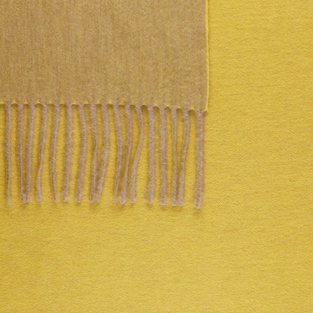 Swatch Sample of Matouk Paley Throws in Yellow/Natural Color