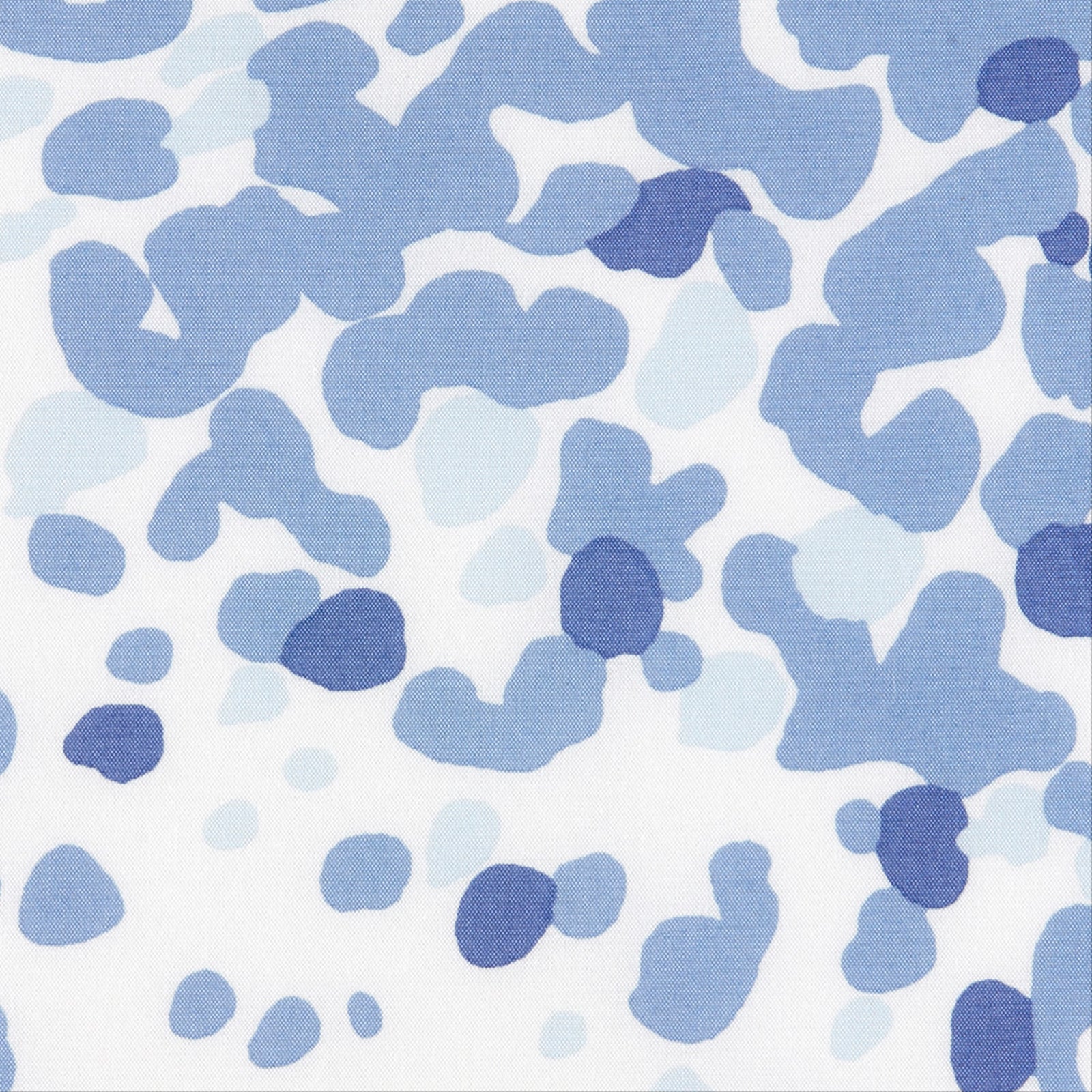 Full Bed Dressed in Matouk Poppy Bedding in Azure Color