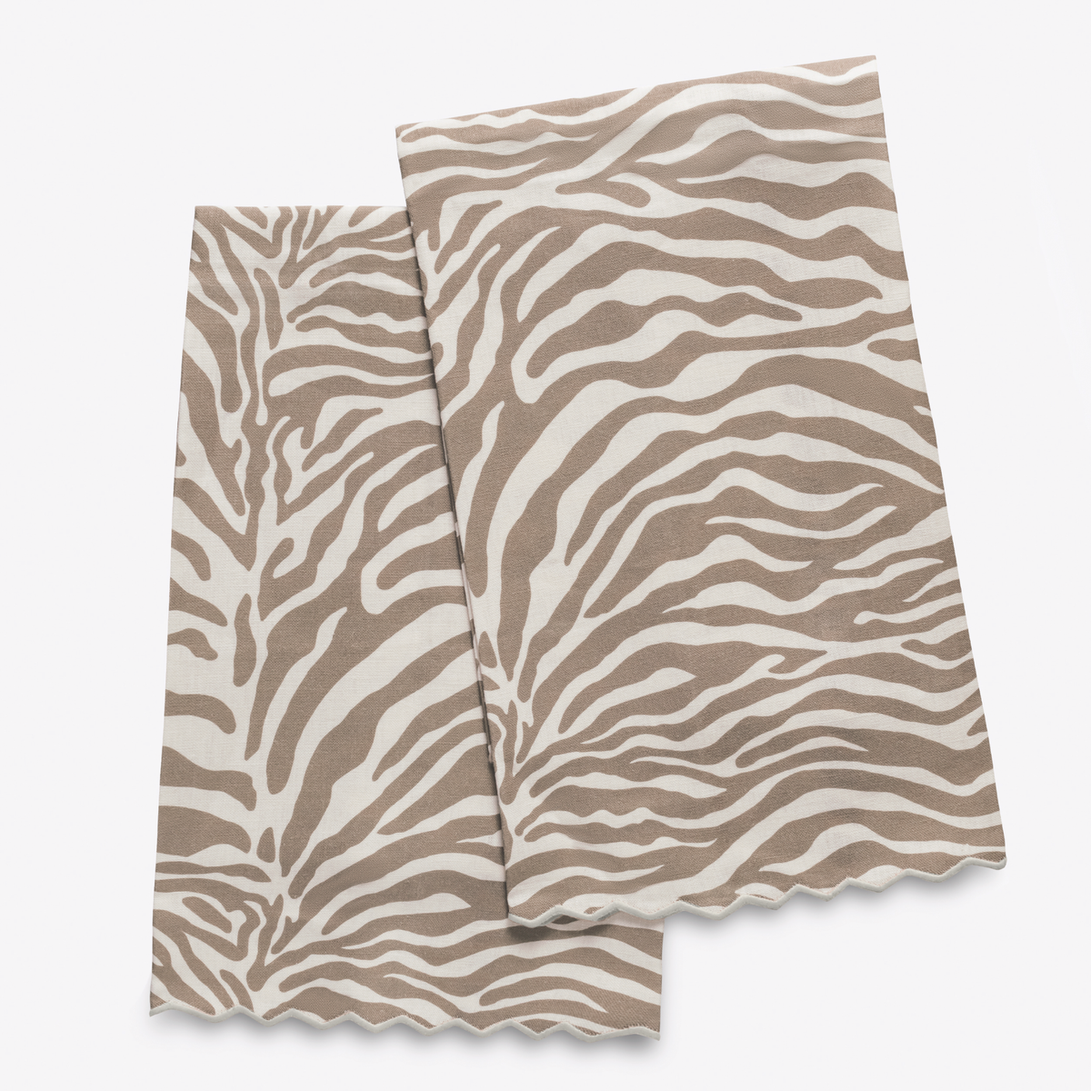 Pair of Matouk Regine Guest Towels in Coconut