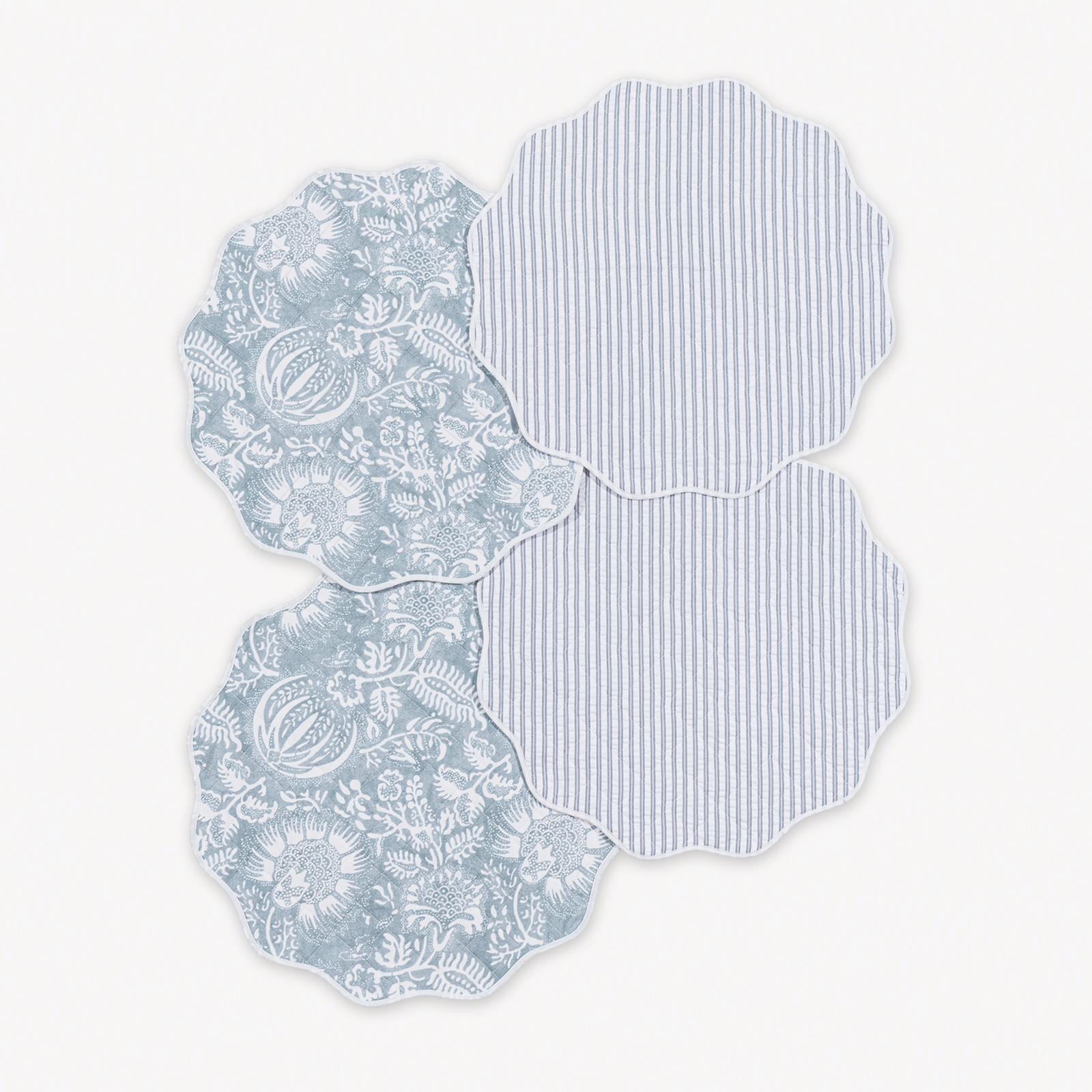 Pack of 4 Matouk Reversible Placemats Collection in Granada Hazy Blue/Matteo Sea
