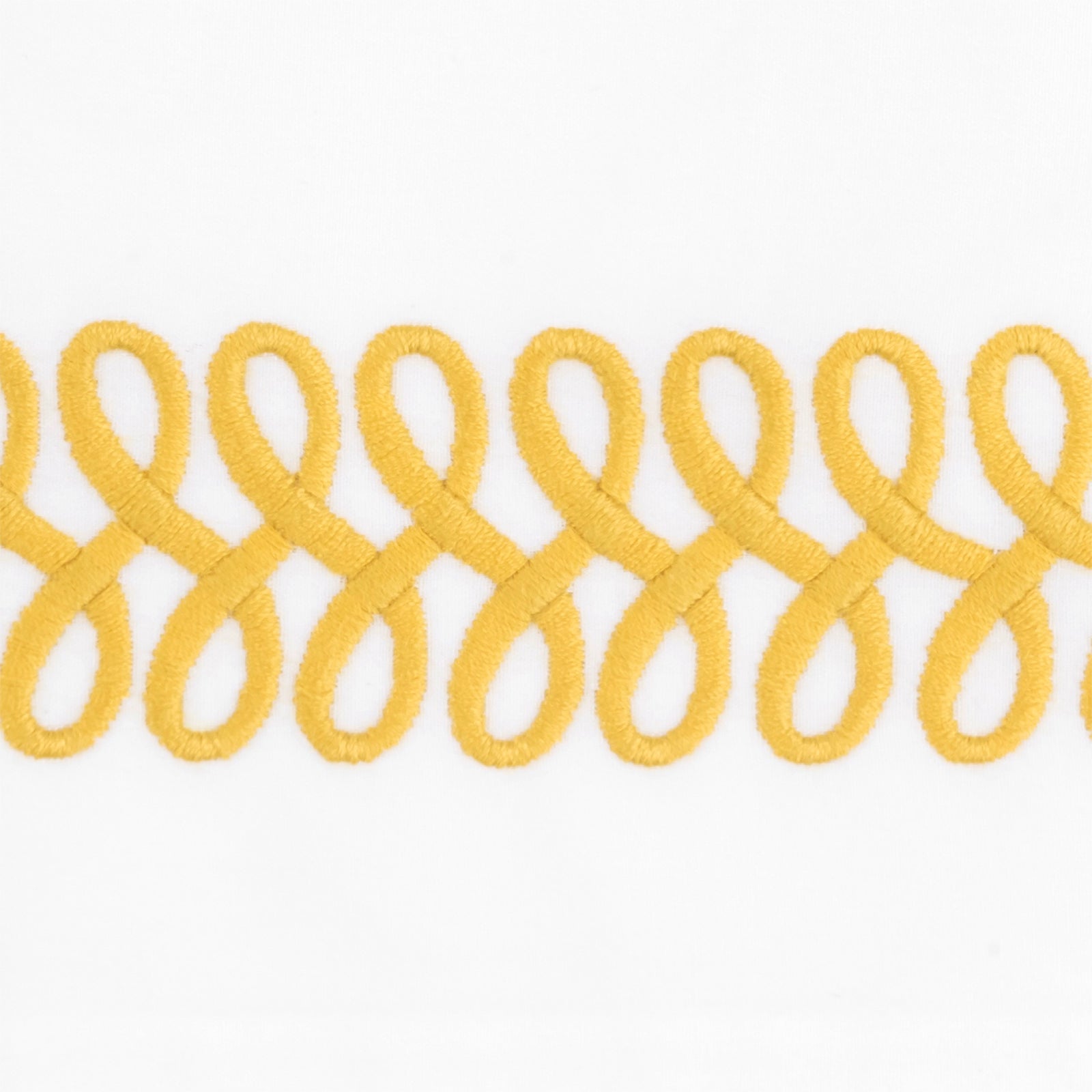 Matouk Schumacher Astor Braid Guest Towels in Lemon