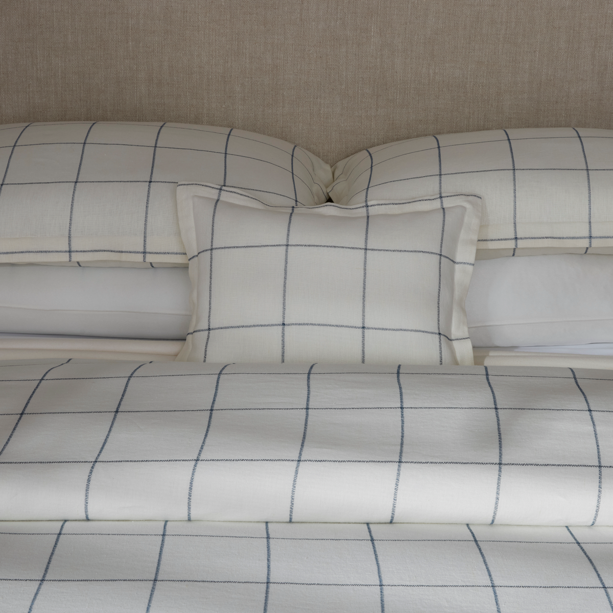 Closeup view of Matouk Schumacher Sebastian Bedding in Navy color