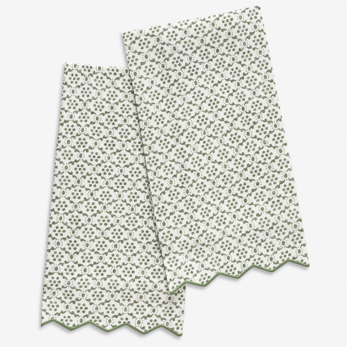 Matouk Schumacher Laksha Guest Towels in Clover color