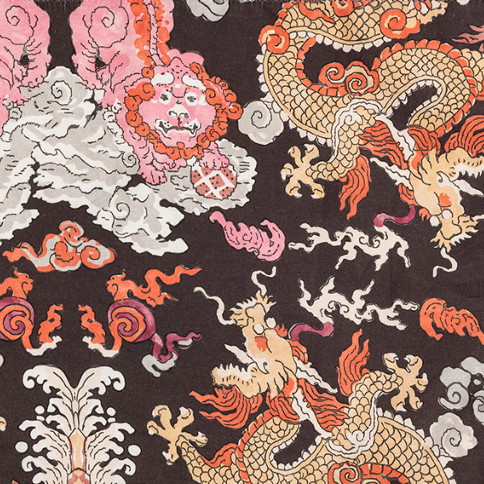 Matouk Magic Mountain Tissue Box Covers Lifestyle Image