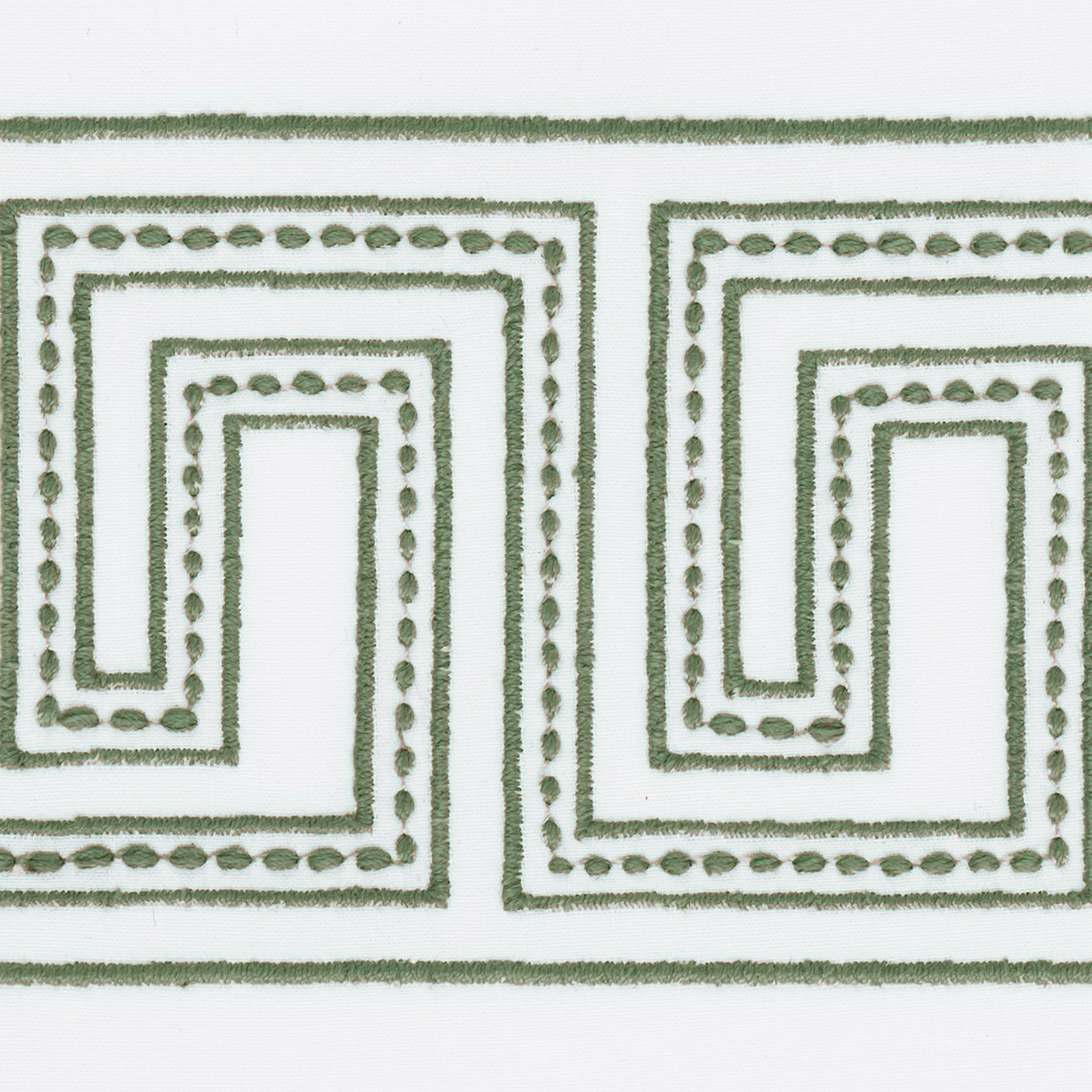 Matouk Schumacher Ophelia Guest Towels in Clover