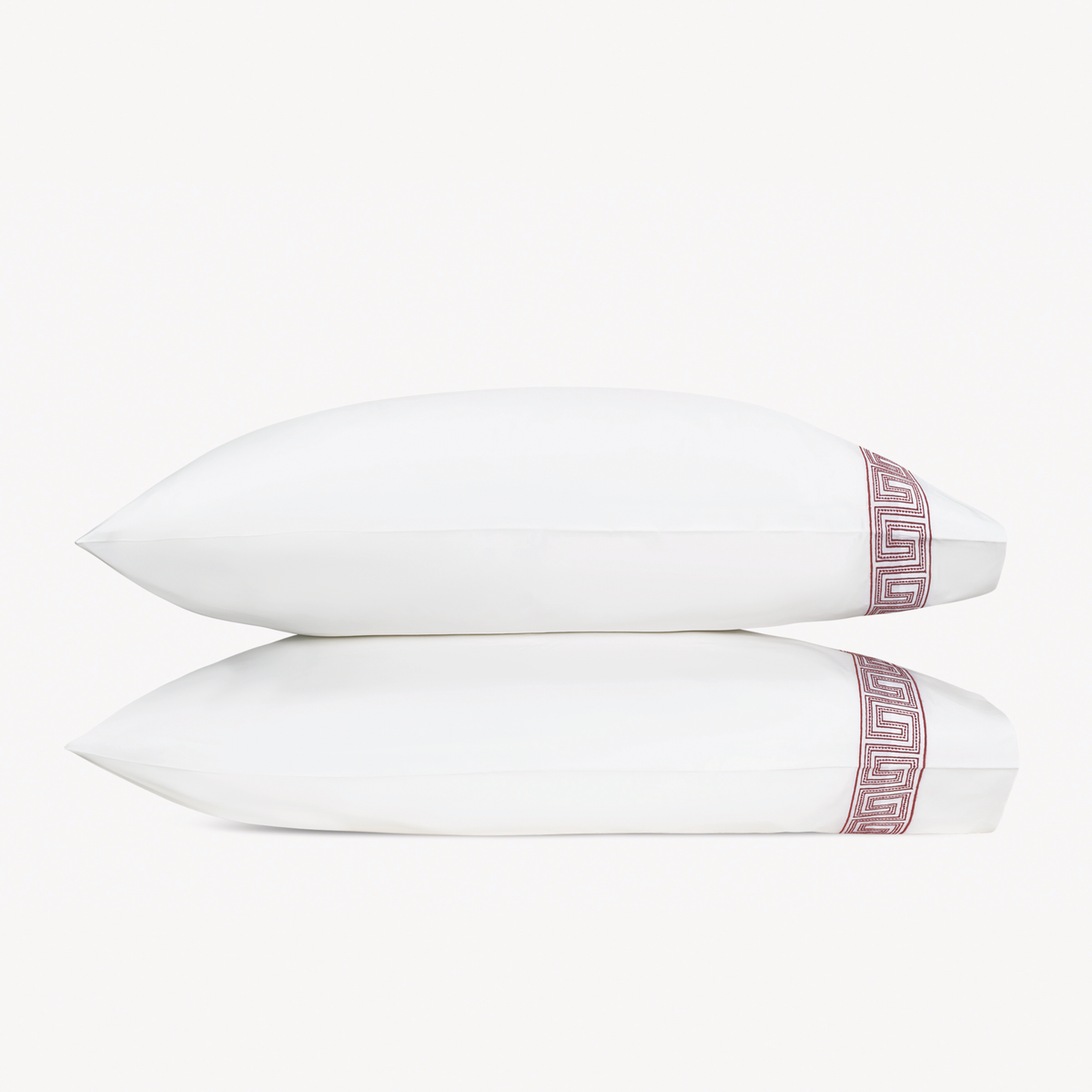 Pair of Pillowcases of Matouk Schumacher Ophelia Bedding in Red