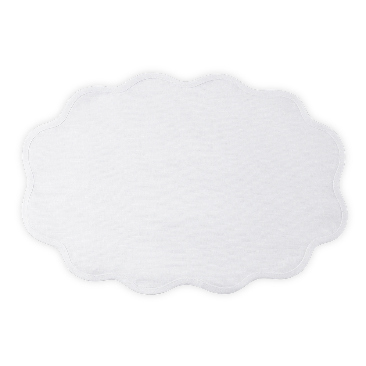 Oval Placemat of Matouk Scallop Edge Table Linens in Color White/White