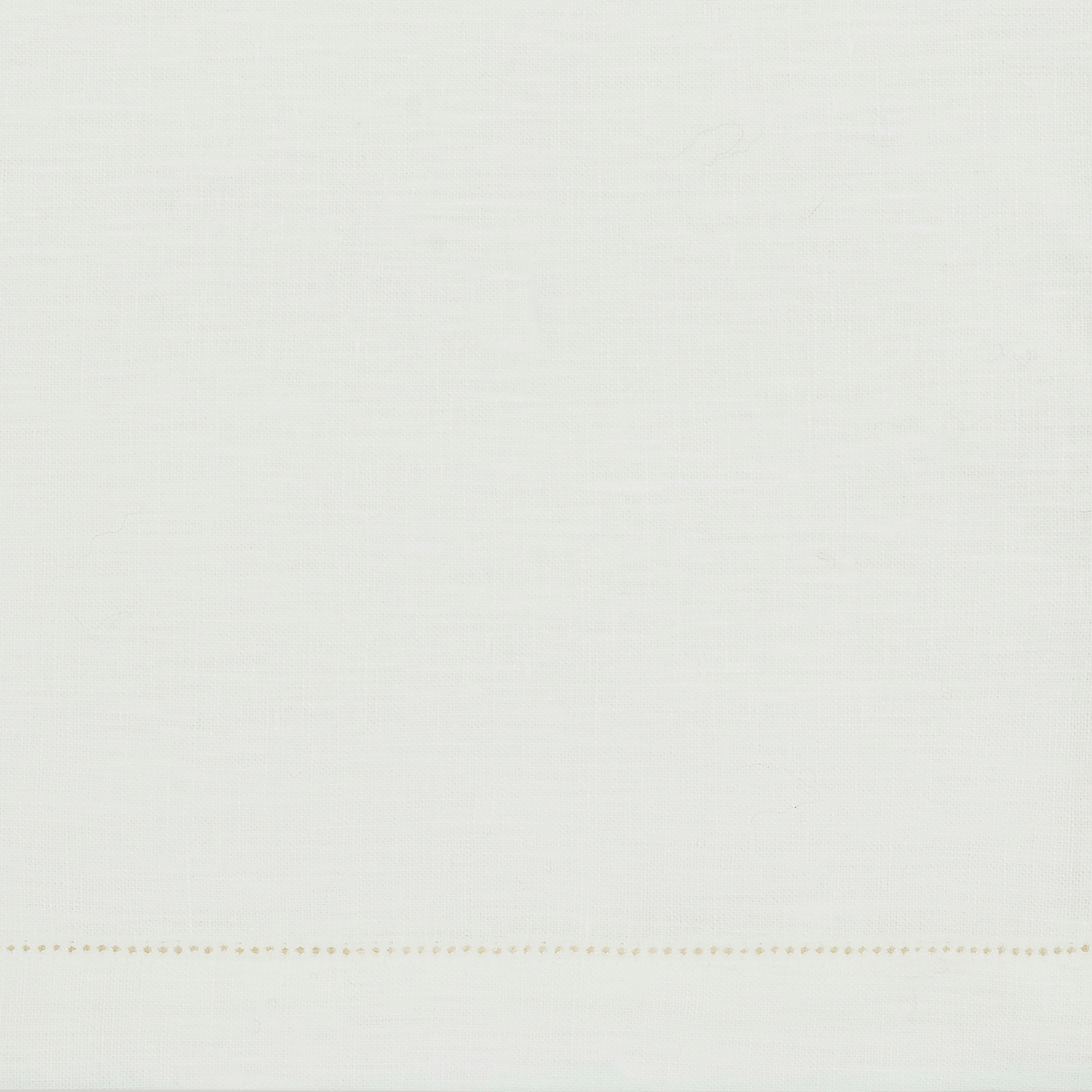 Pair of Ivory Matouk Valentina Hemstitch Guest Towels