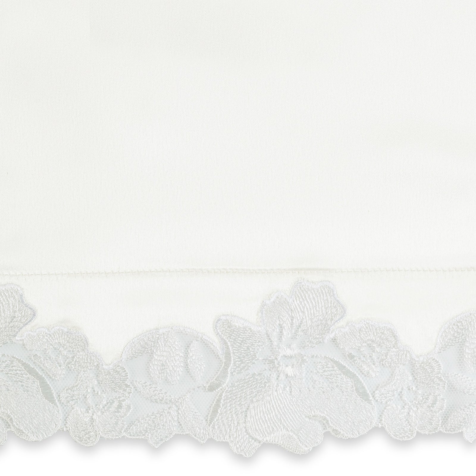 Matouk Silk Collection Virginia lifestyle image, with Margaret in the background