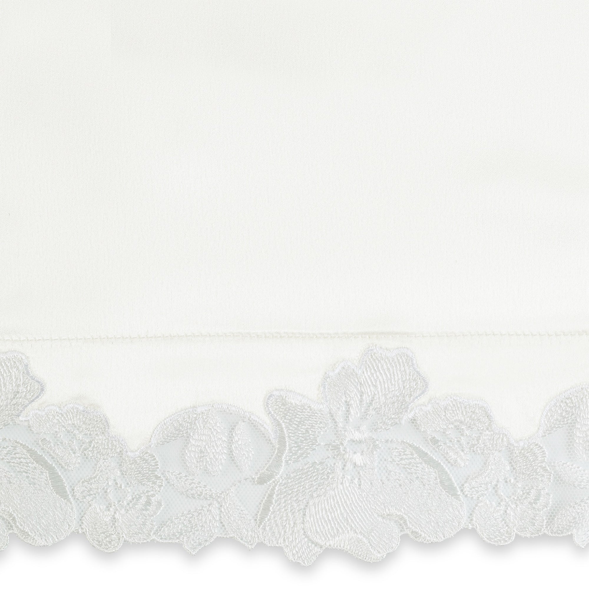 Matouk Silk Collection Virginia lifestyle image, with Margaret in the background