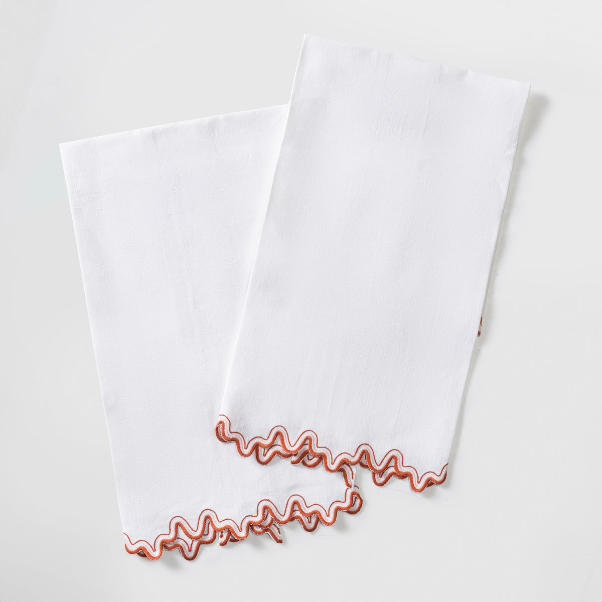 Matouk Wave Guest Towels in Carnelian