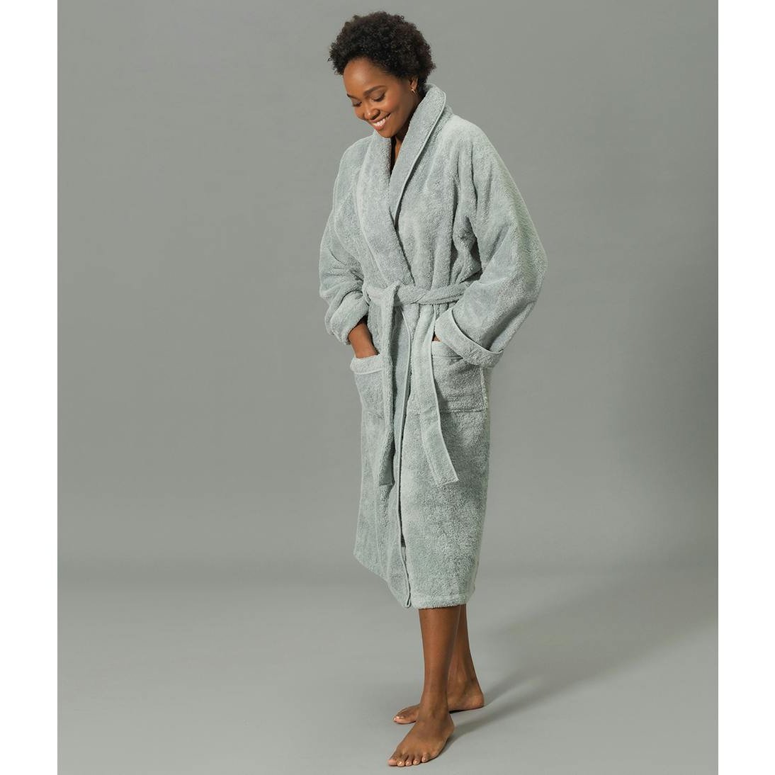 Matouk Cairo Bath Robe in Pool looking down