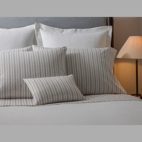 Matouk Schumacher Calypso Bedding - Pebble featured image