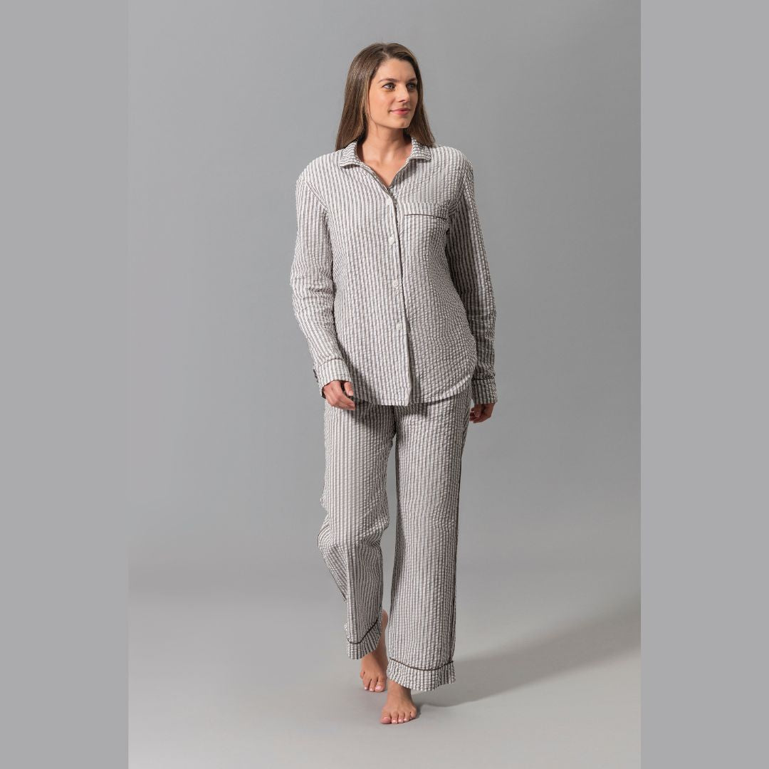 Matouk Matteo pajama in Bark - model looking to side