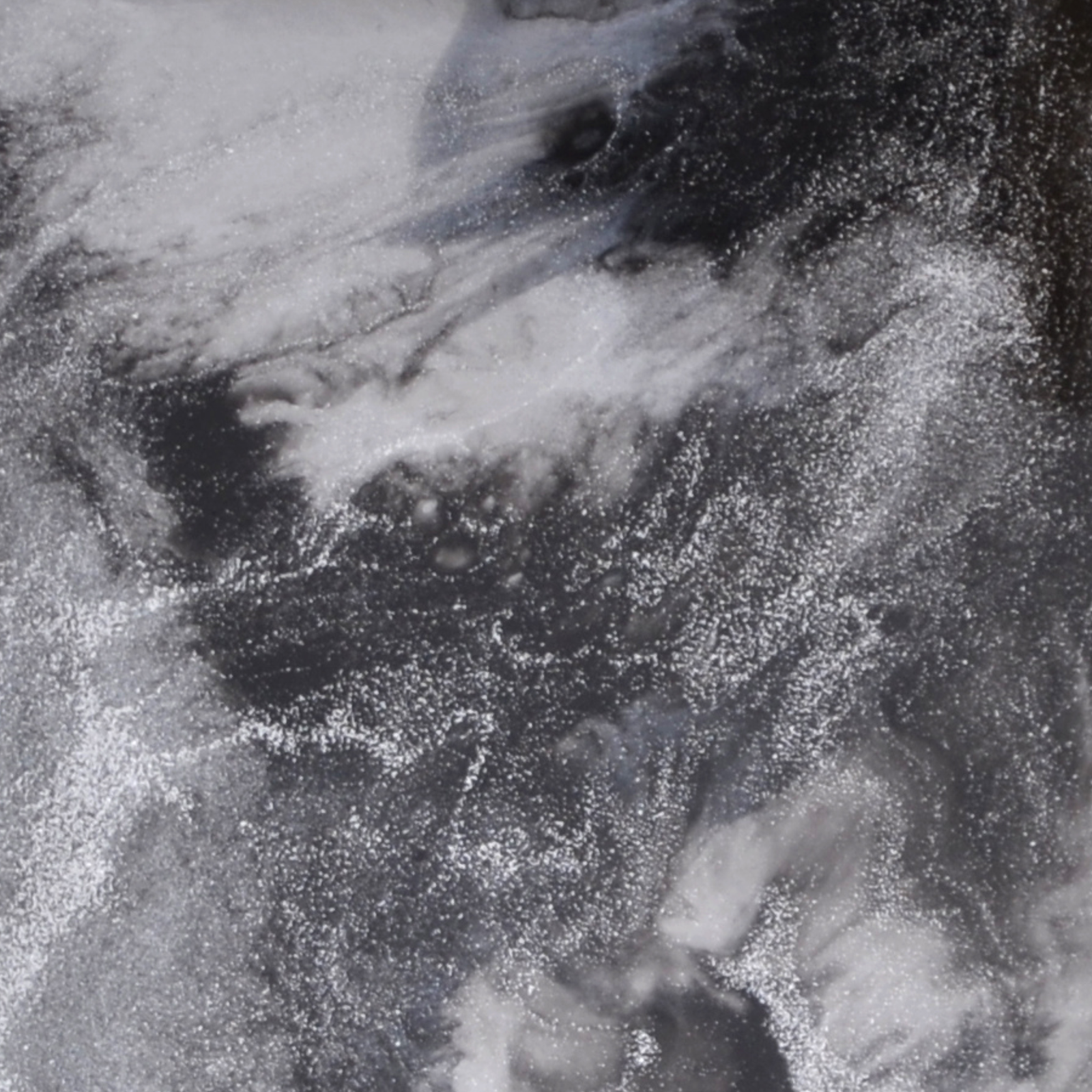 Mike and Ally Elan Bath Accessories Collectioin in Black Medley Silver Color