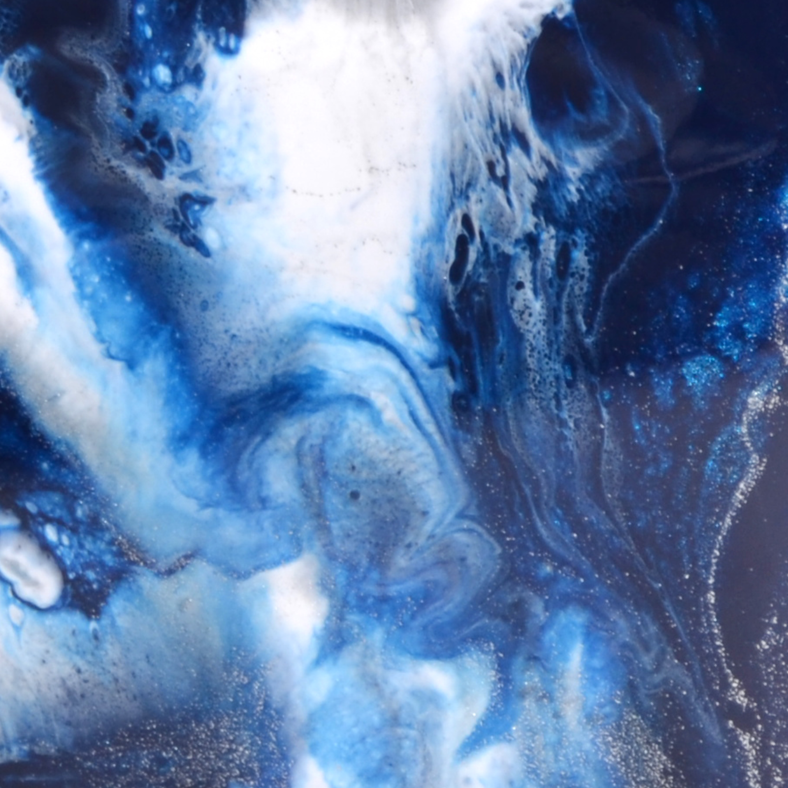 Mike and Ally Elan Bath Accessories Collectioin in Blue Medley Silver Color