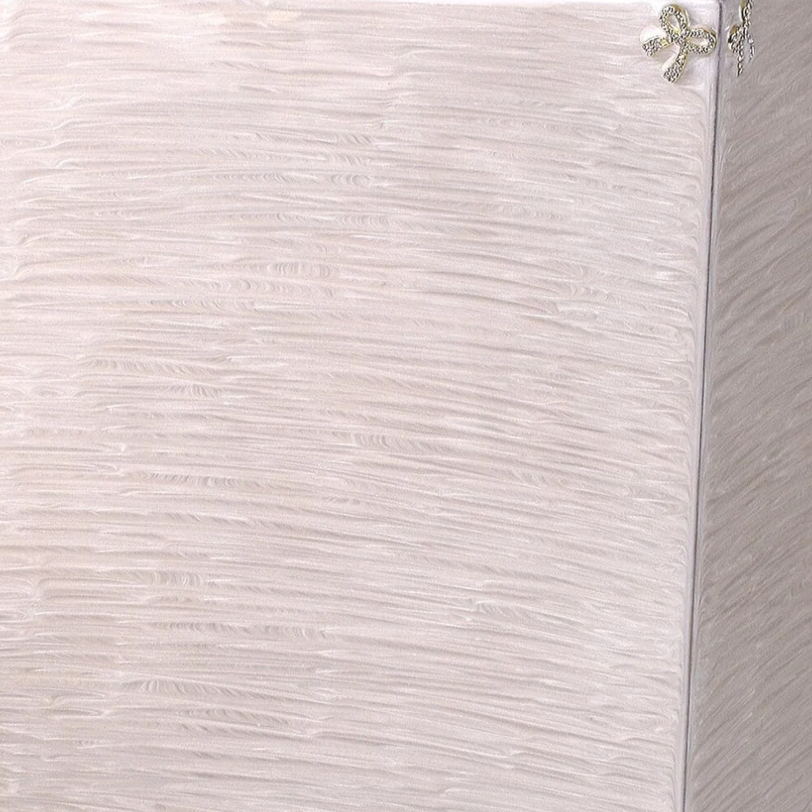 Mike and Ally Lola Bath Accessories in Moonglow and Gold colors